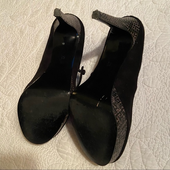 AUDREY BROOKE PUMPS, Size 6.5 - Picture 12 of 13